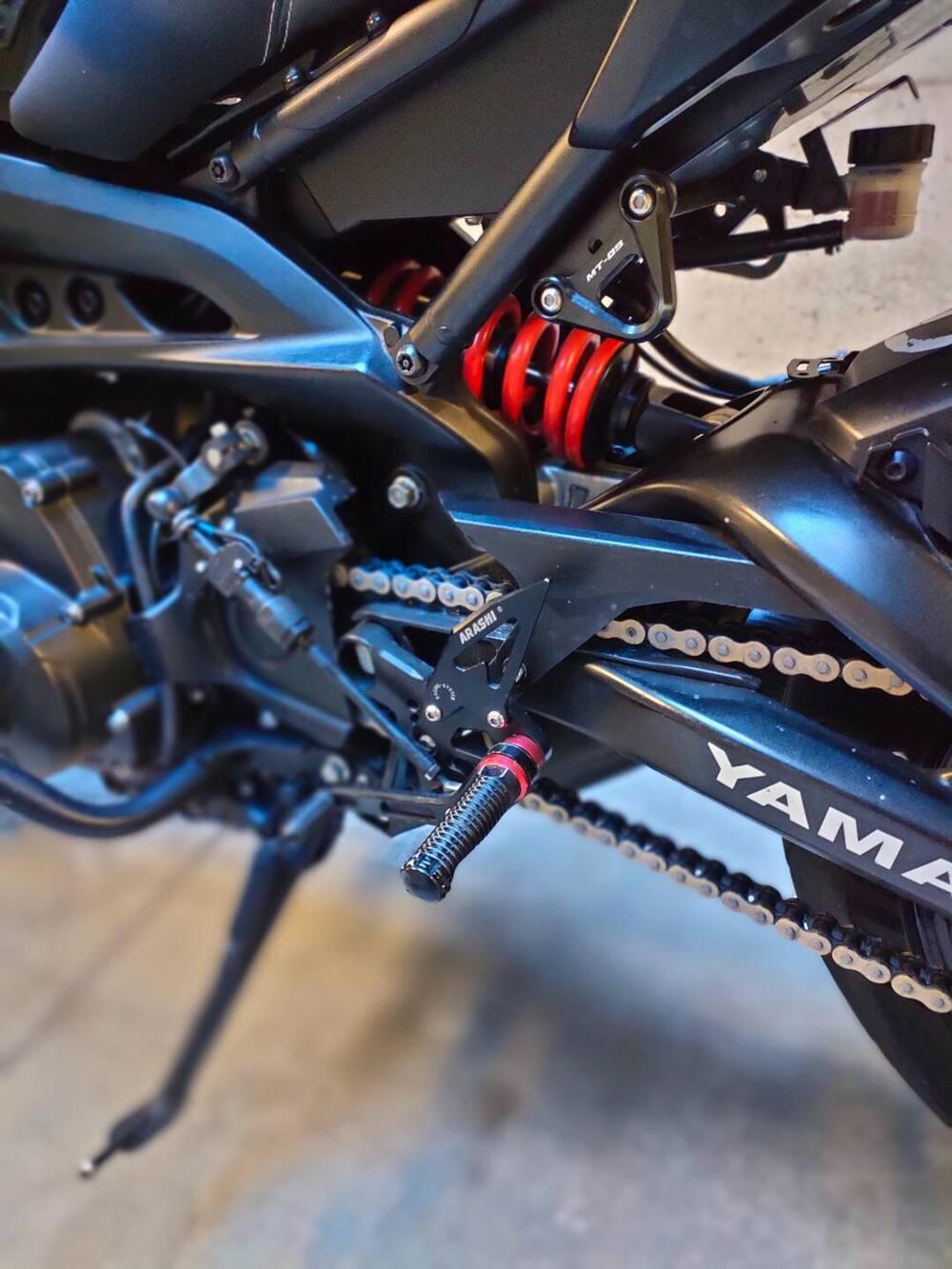 Yamaha MT-09 (2017 - 20) (9)