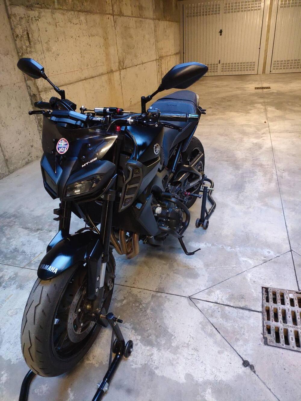 Yamaha MT-09 (2017 - 20) (14)