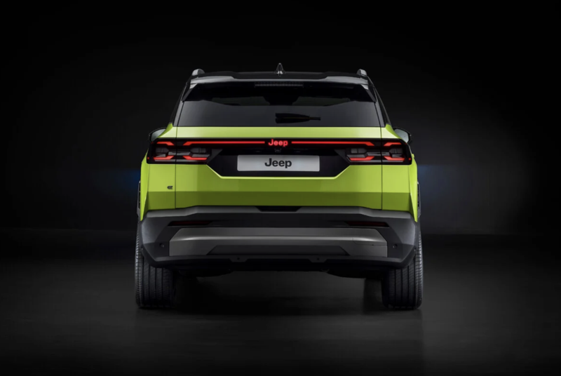Il design posteriore della nuova Jeep Compass 2025