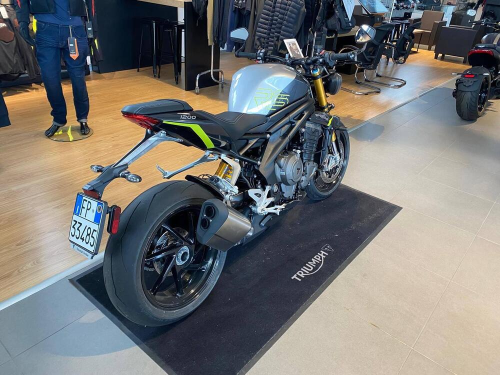 Triumph Speed Triple 1200 RS (2025) (2)