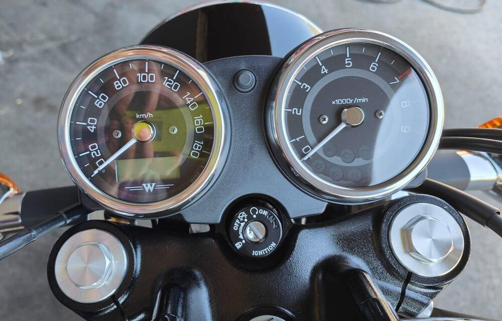 Kawasaki W 800 (2021 - 25) (6)