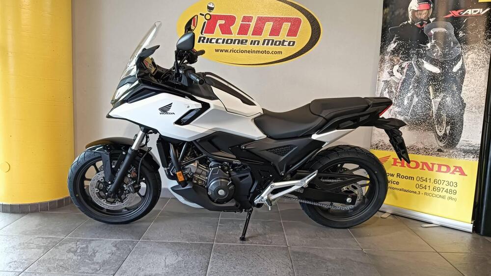 Honda NC 750 X DCT (2025 - 26) (2)