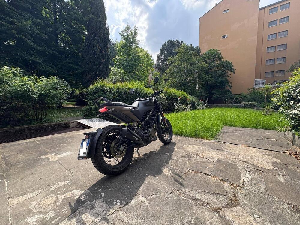 Husqvarna Svartpilen 125 (2024 - 26) (13)