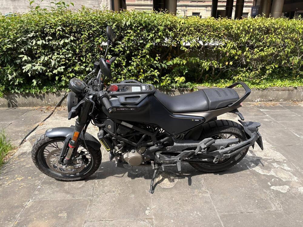 Husqvarna Svartpilen 125 (2024 - 26) (14)