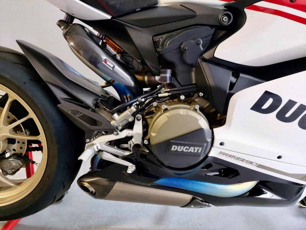 Ducati 1299 Panigale S Anniversario (2016) (6)