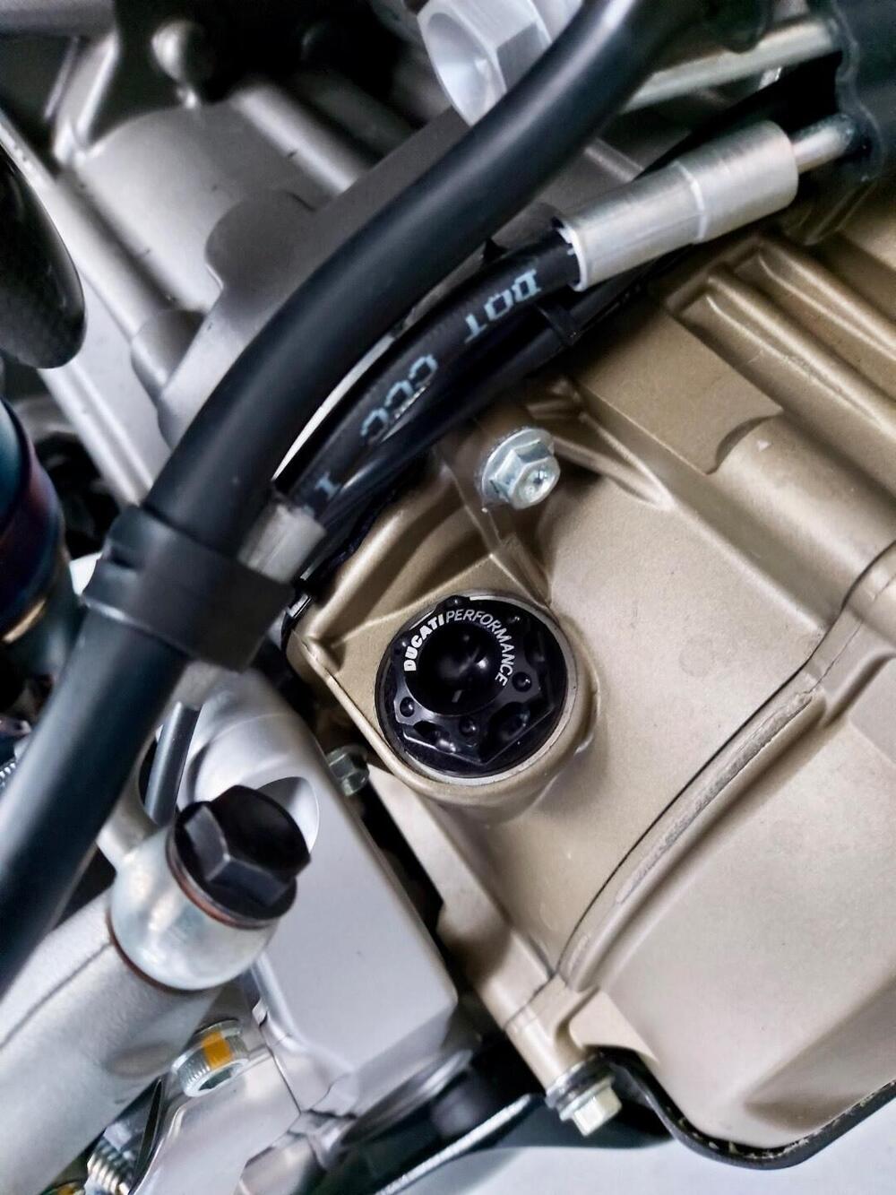 Ducati 1299 Panigale S Anniversario (2016) (20)