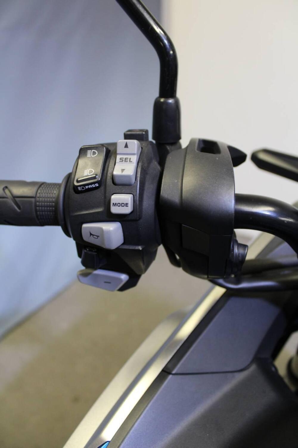 Honda NC 750 X DCT (2021 - 24) (10)