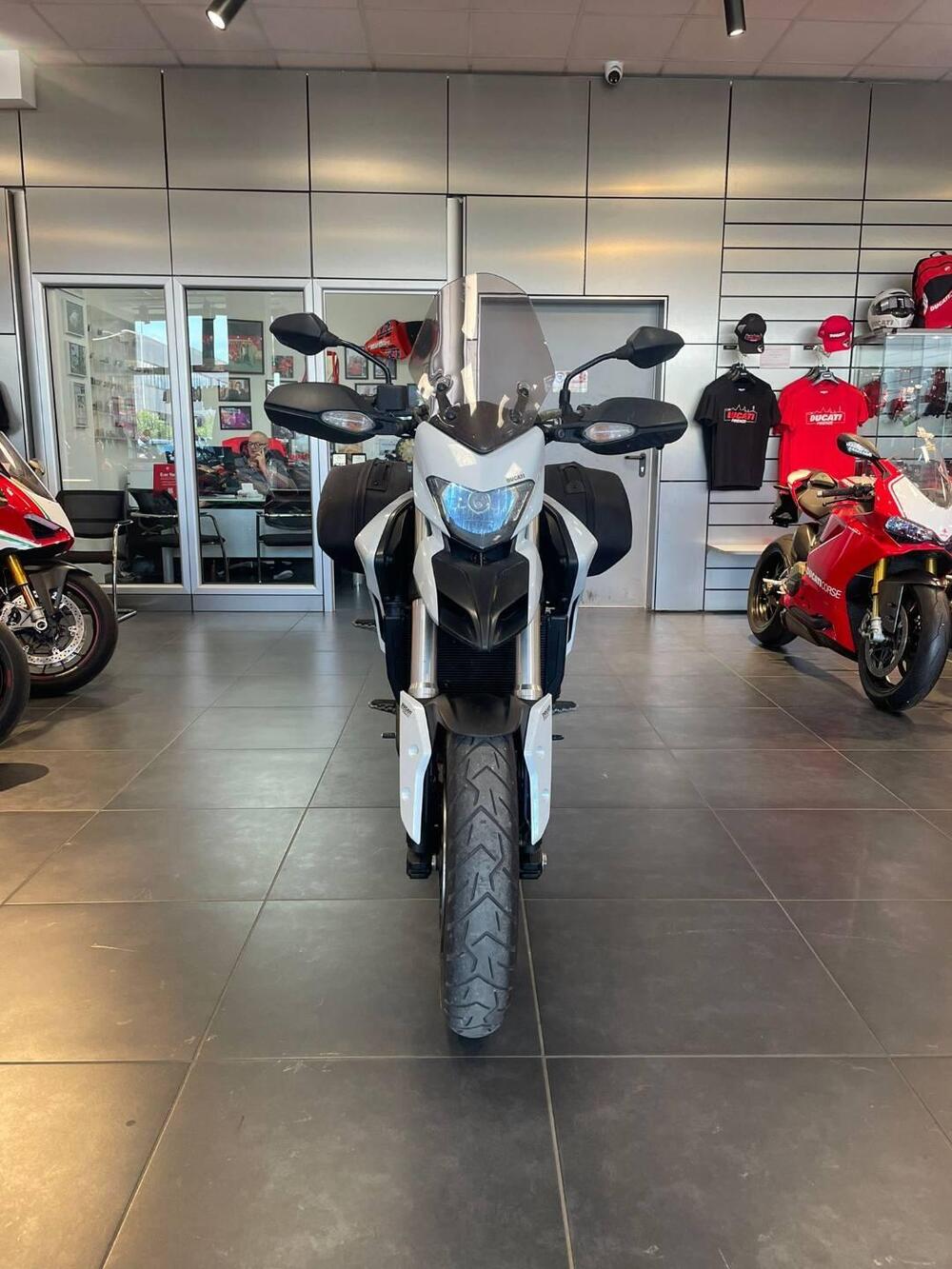 Ducati Hyperstrada 821 (2013 - 15) (3)