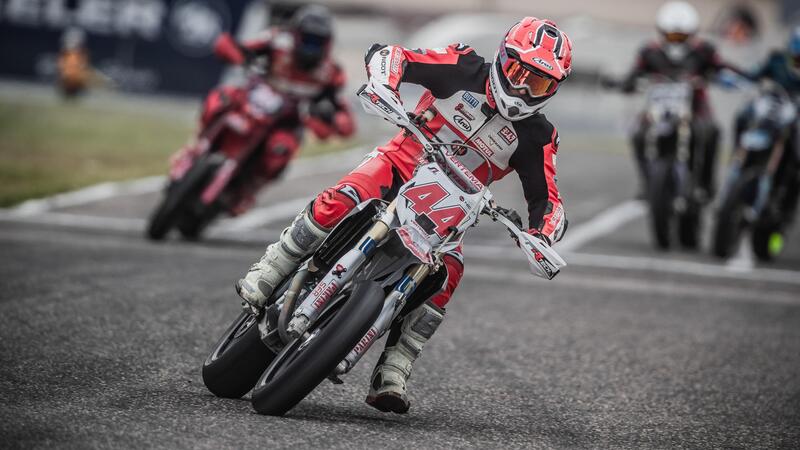 Mondiale Supermoto: weekend sardo da combattente per Vertemati [Gallery]