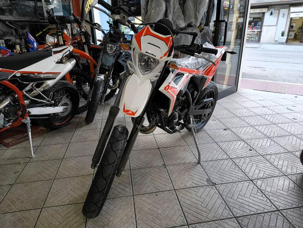 Betamotor RR 50 Motard (2021 - 26) (2)