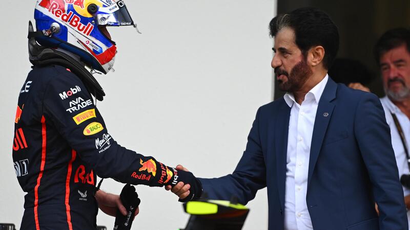 F1. La FIA fa marcia indietro sulle parolacce: cambiano le sanzioni ma arrivano penalit&agrave; in griglia e in gara