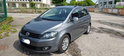Volkswagen Golf Plus 1.6 TDI DPF Highline del 2011 usata a Rovigo