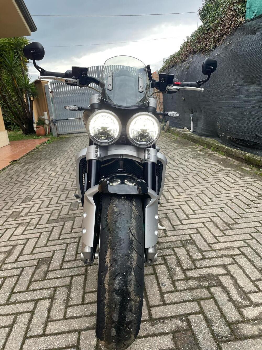 Triumph Rocket 3 R (2021 - 24) (2)