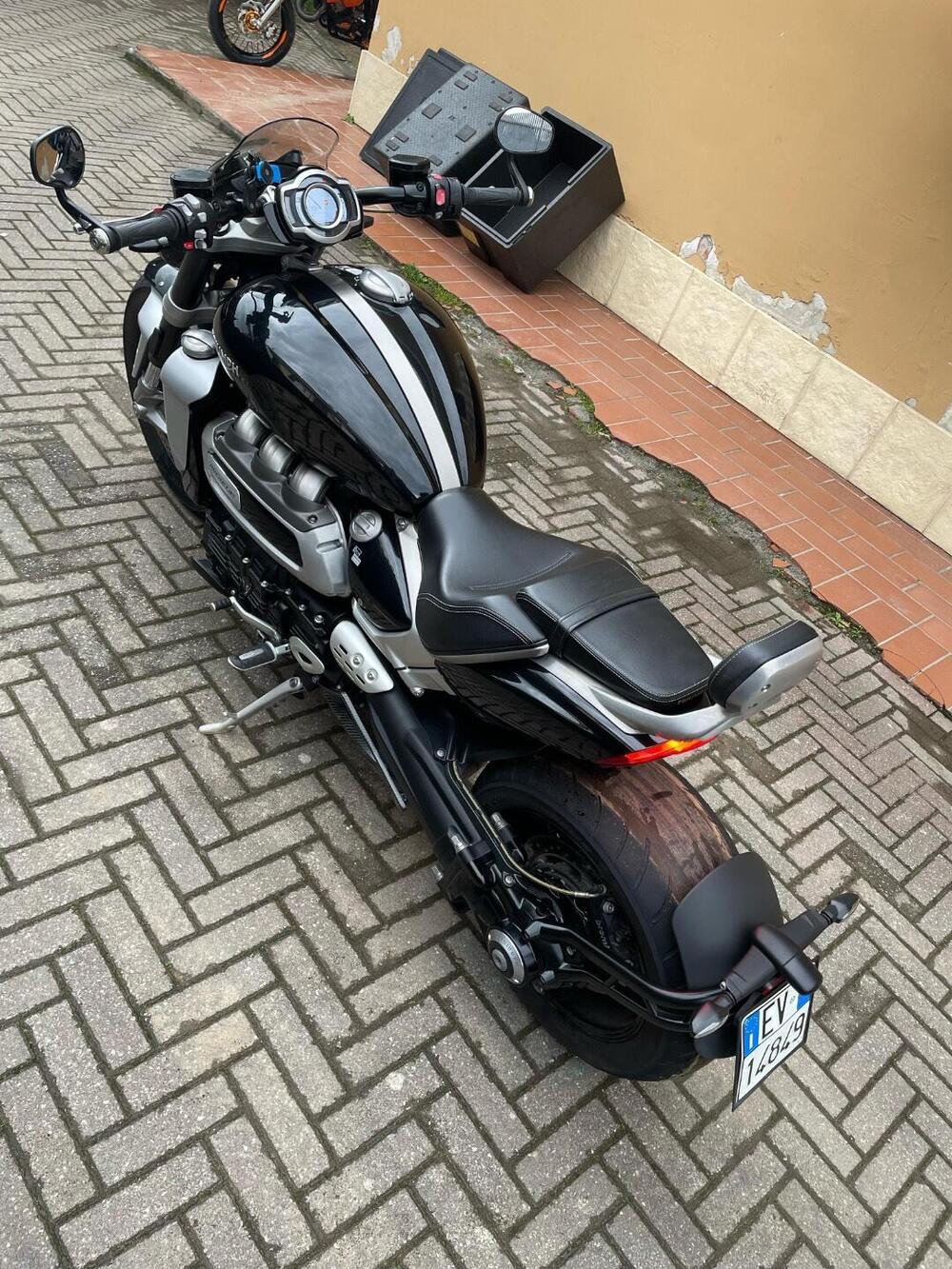 Triumph Rocket 3 R (2021 - 24) (4)