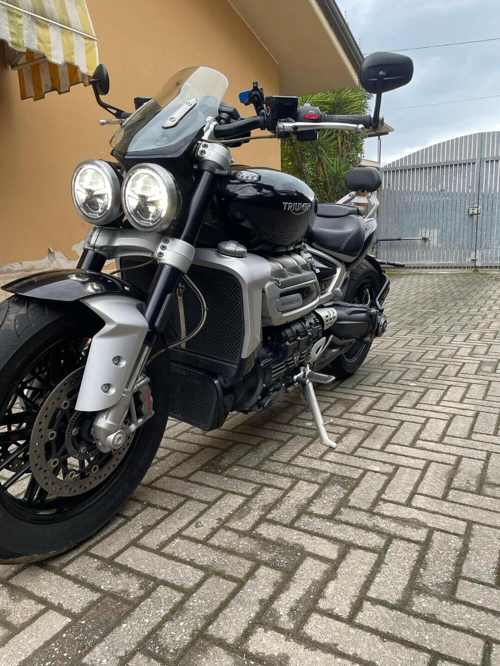 Triumph Rocket 3 R (2021 - 24) (11)