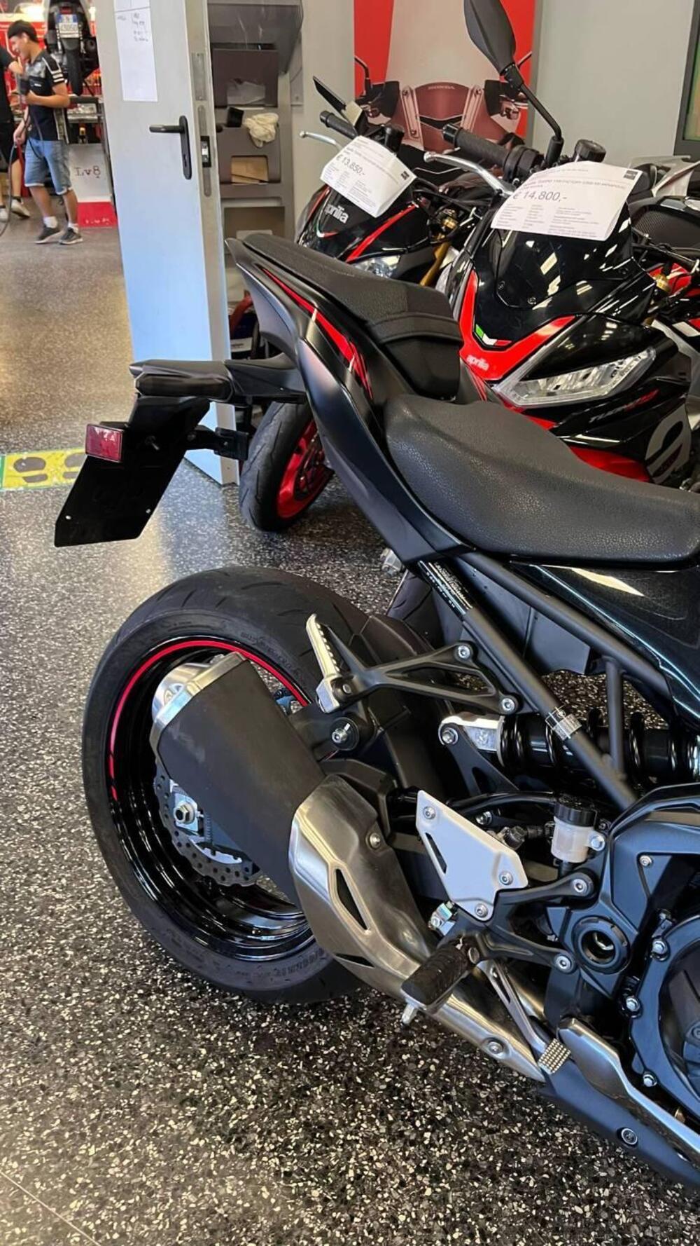 Kawasaki Z 900 (2021 - 24) (3)