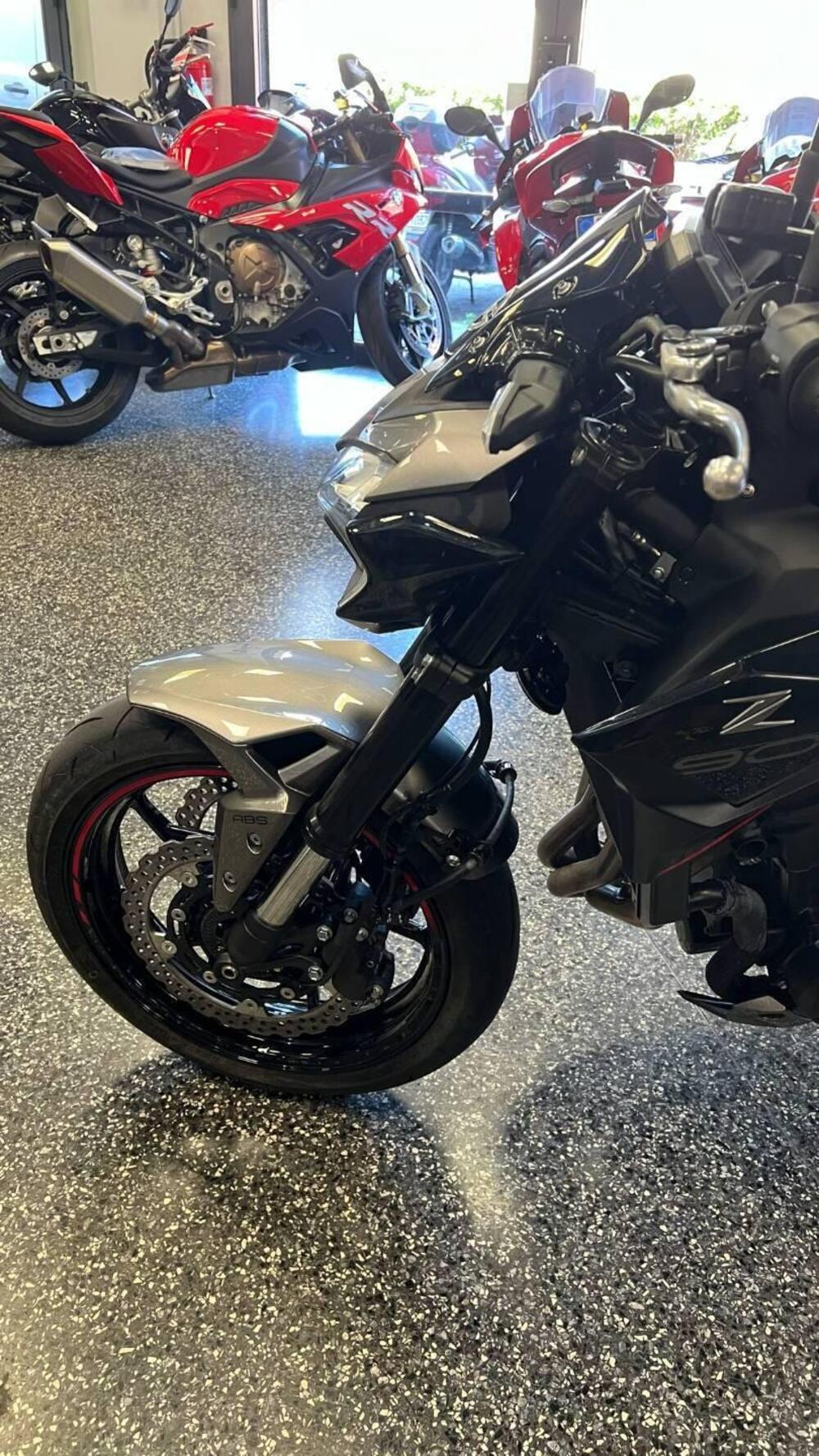 Kawasaki Z 900 (2021 - 24) (5)