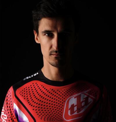 Marvin Musquin sar&agrave; lo sviluppatore di Ducati per il Supercross!? S&igrave;, ma non sar&agrave; solo. Ecco chi potrebbe aiutarlo!