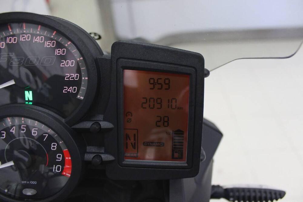 Bmw F 800 R (2017 - 20) (7)