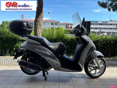 Peugeot Geopolis 400 usata