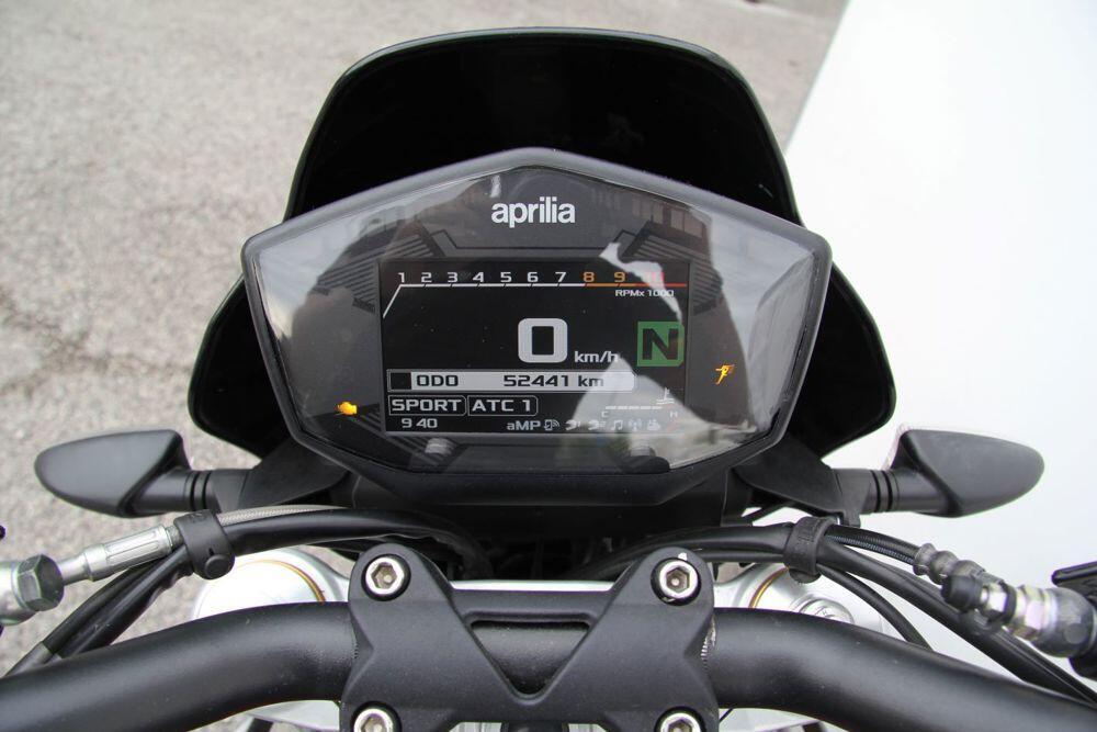 Aprilia Dorsoduro 900 (2017 - 20) (5)