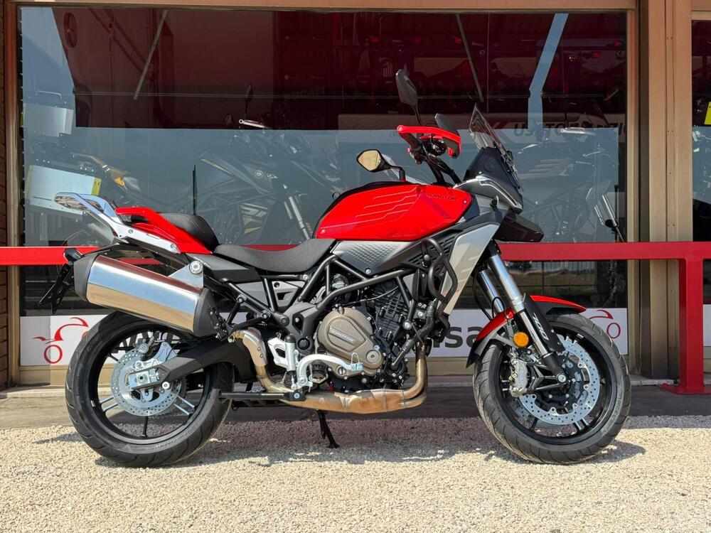 QJ Motor SRT 700 S (2025 - 26) (3)