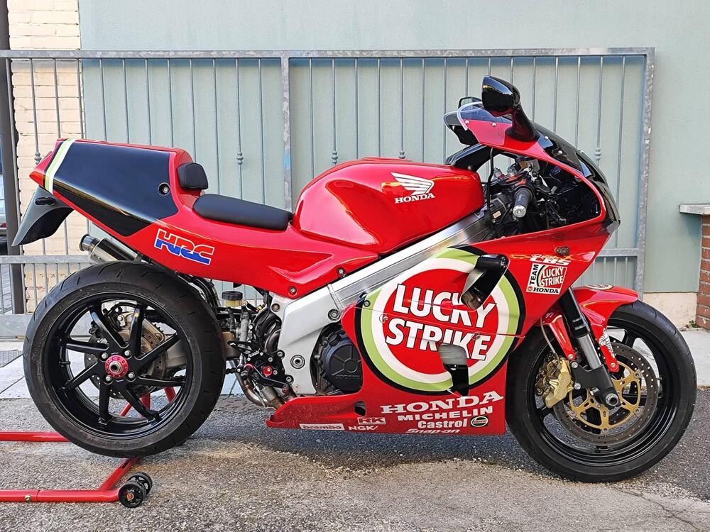 Honda vfr 750 f rc36 II (6)