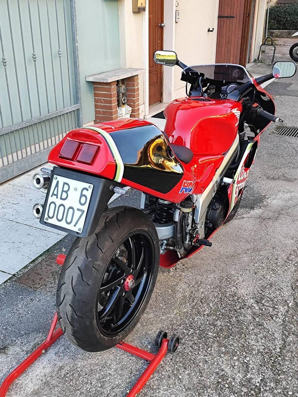 Honda VFR 750 F (1994 - 97) (3)