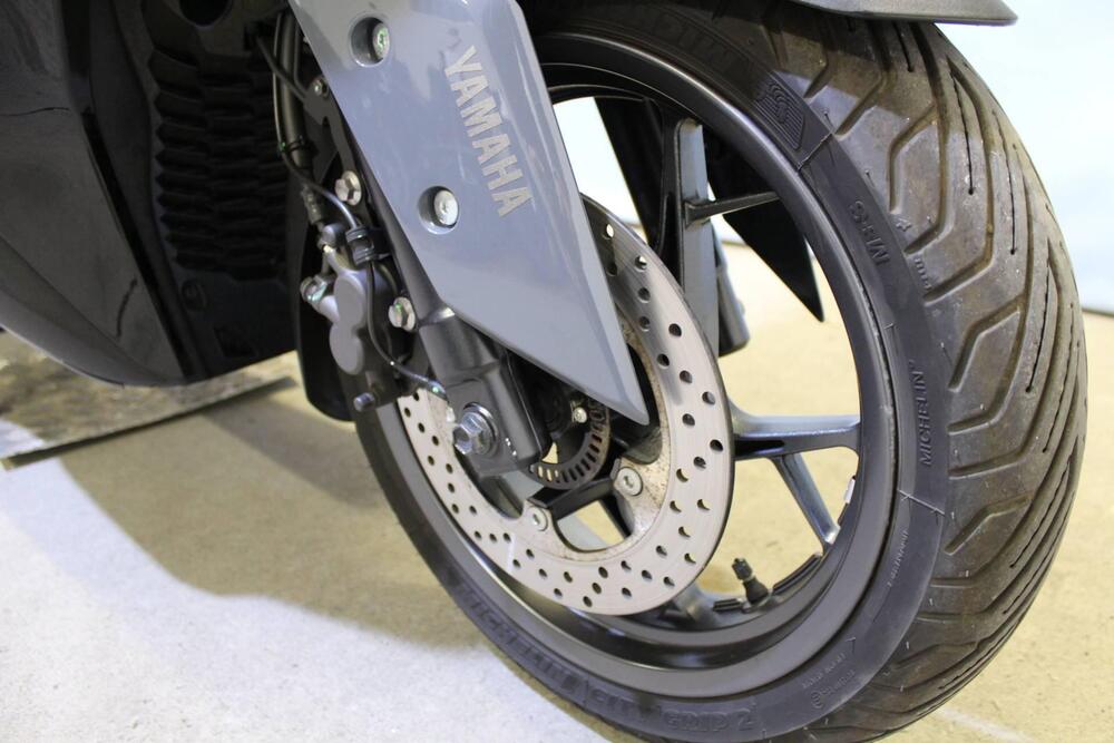 Yamaha X-Max 300 Tech Max (2021 - 24) (7)