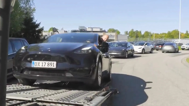 Tesla: grazie, non le vogliamo, un&#039;azienda restituisce la flotta