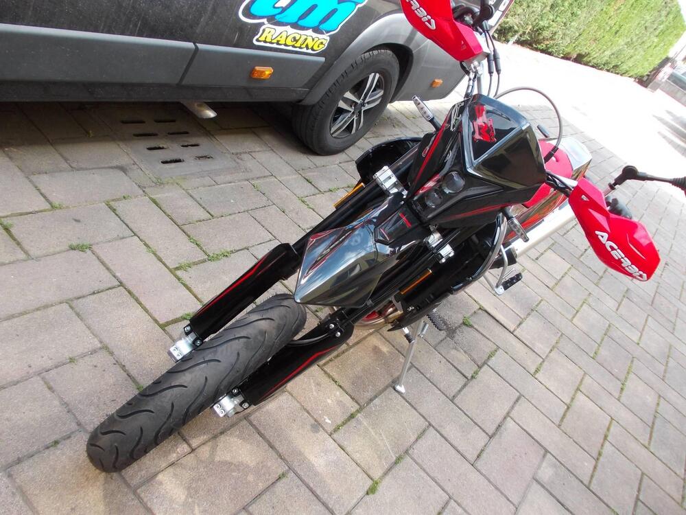 Swm SM 125 R (2025 - 26) (9)