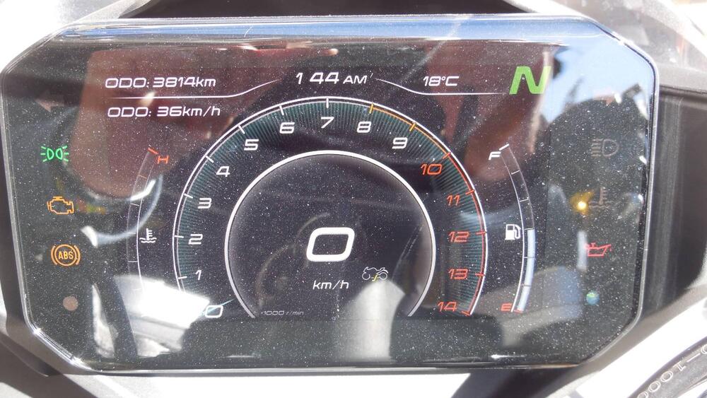 KTM 1290 Super Duke R SE ABS (2016) (4)