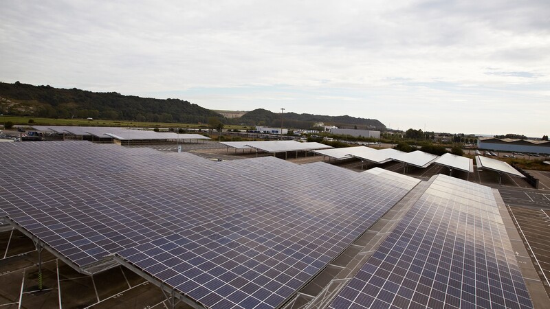 Il fotovoltaico cinese ha le backdoor illegali. Qualcuno ha controllato le auto? 
