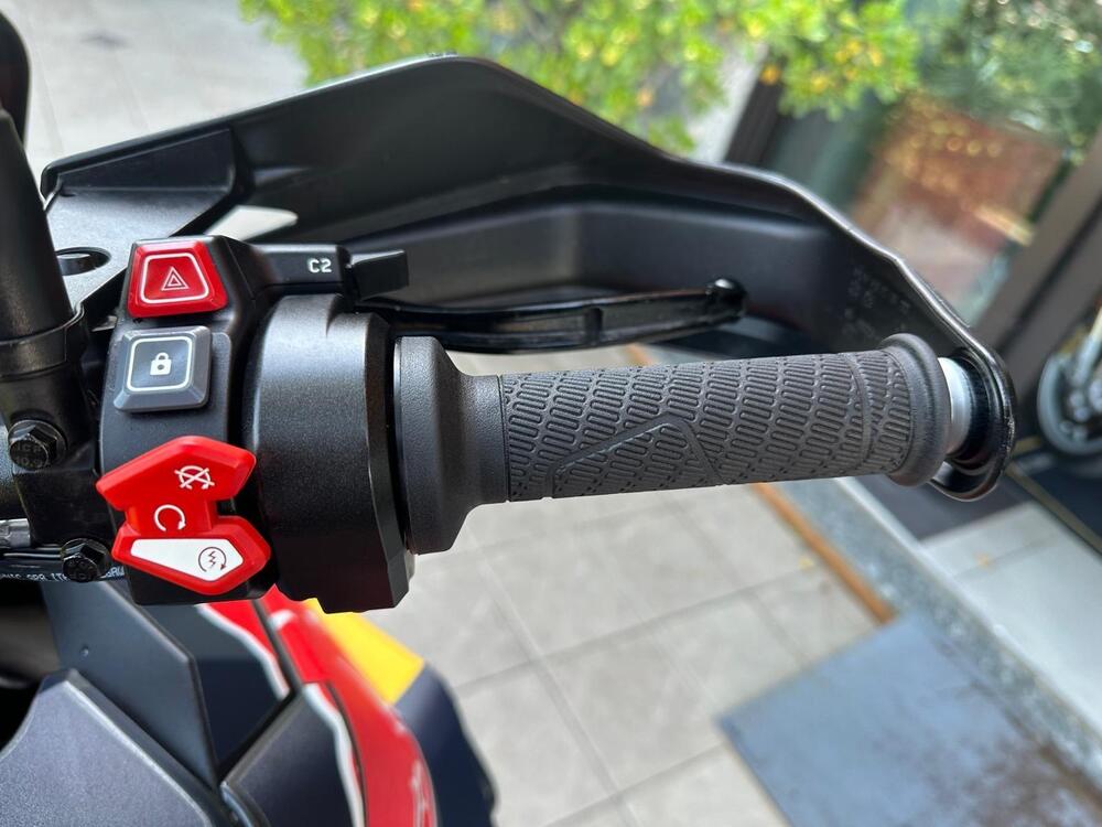 KTM 1290 Super Adventure S (2021) (12)