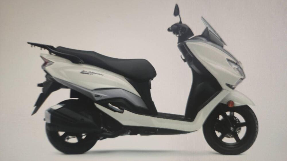 Suzuki Burgman Street 125 Executive (2023 - 25) (3)