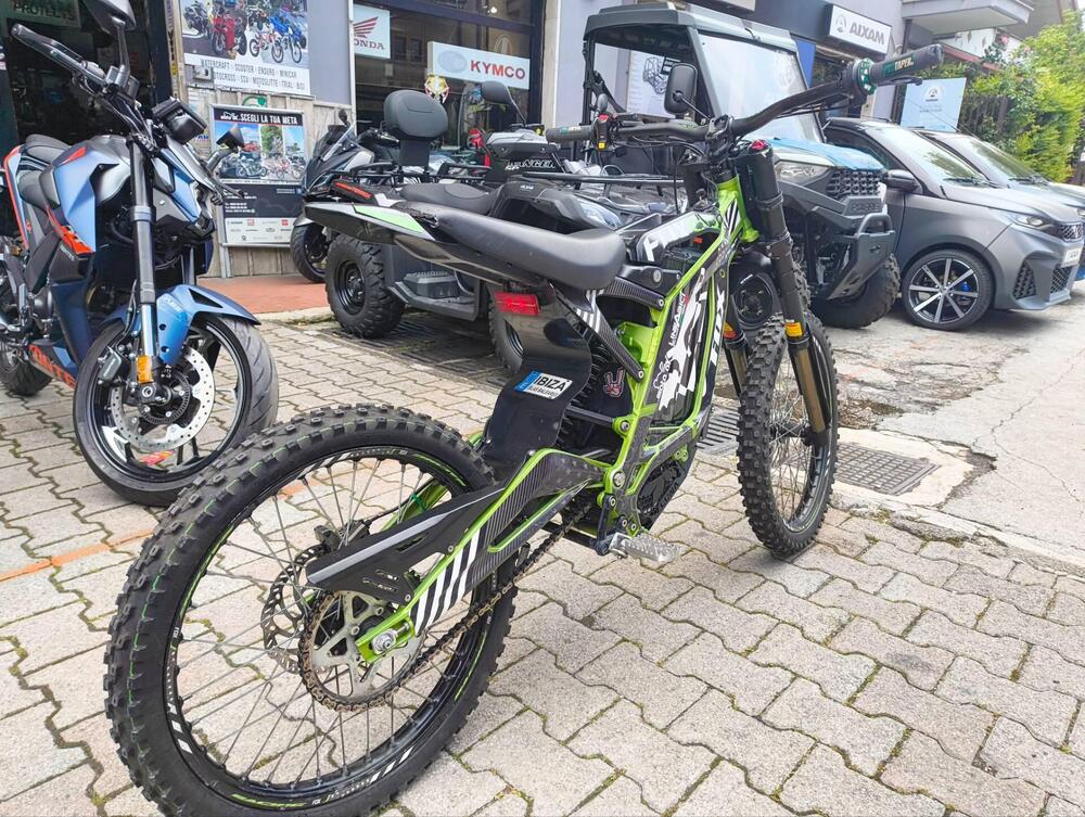 Sur - Ron Light Bee (2019 - 24) (4)