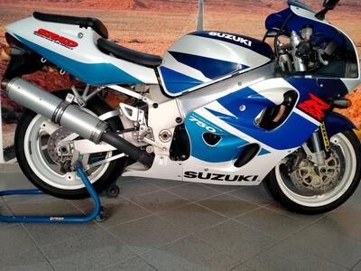 Suzuki GSX R 750 (1998) usata