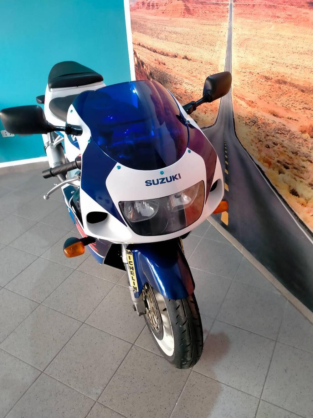 Suzuki GSX R 750 (1998) (4)