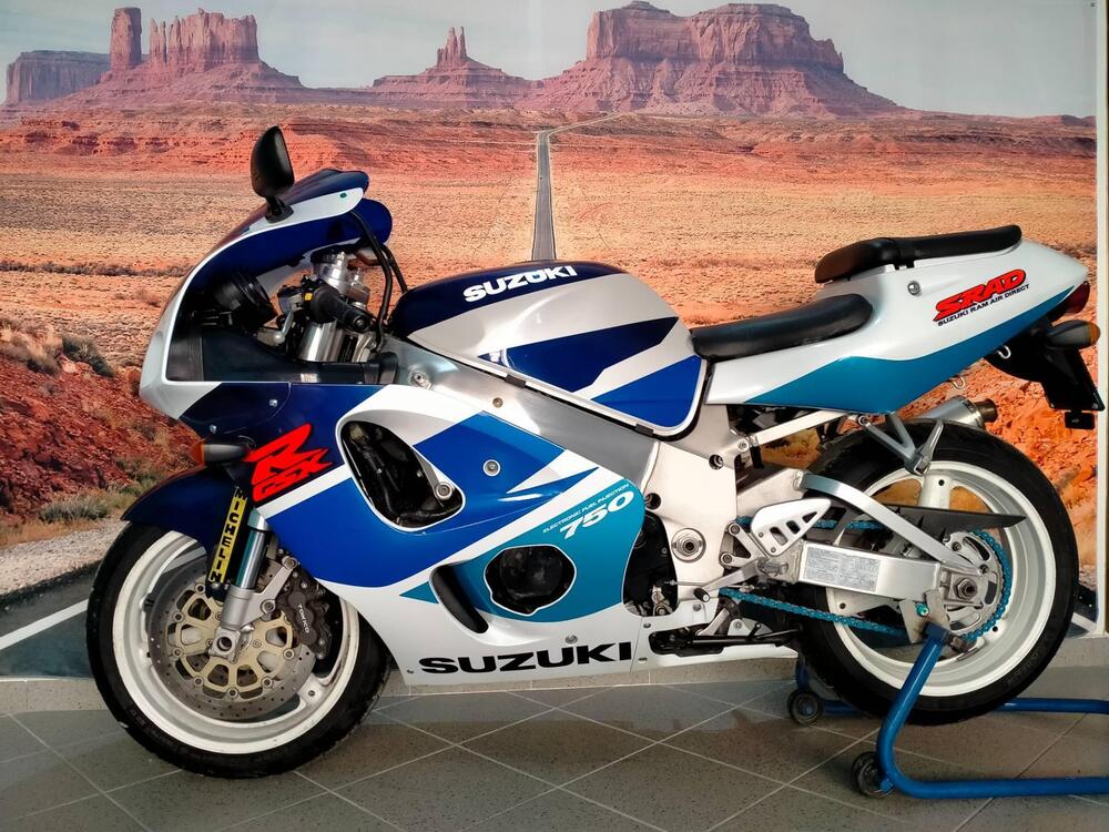 Suzuki GSX R 750 (1998) (6)