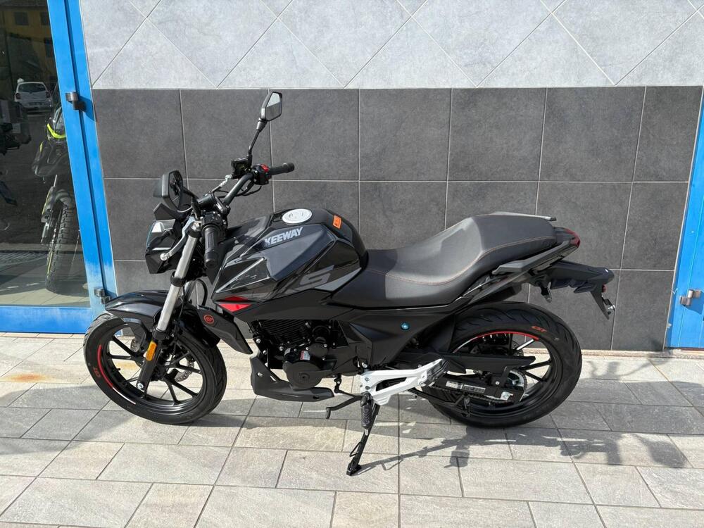 Keeway Motor RKS 125 (2025 - 26) (5)