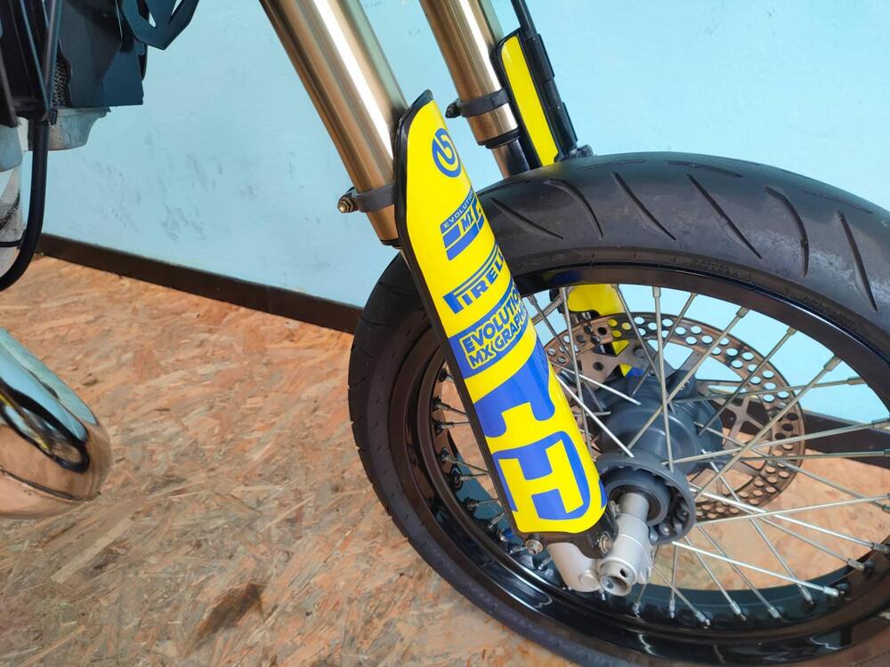 Husqvarna SM 125 (2009) (8)