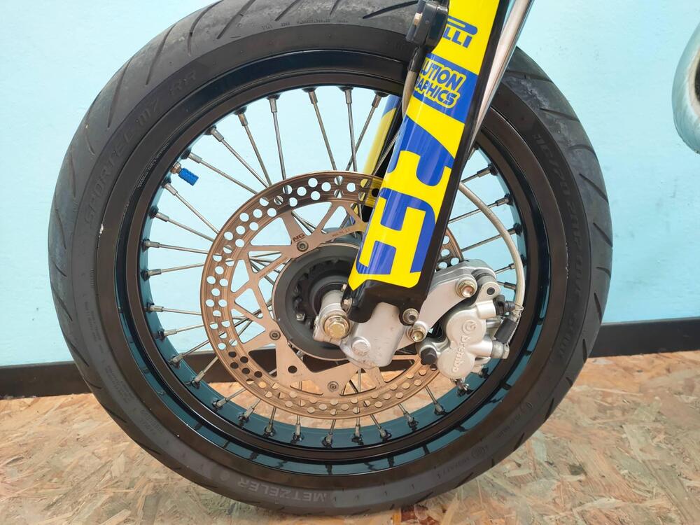 Husqvarna SM 125 (2009) (18)