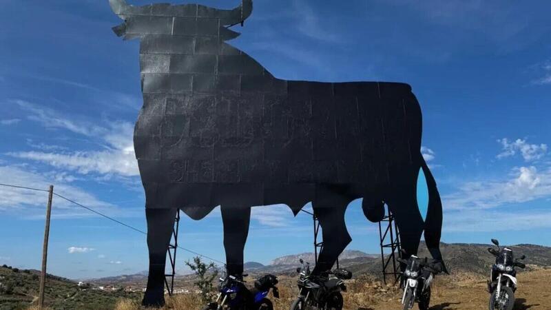ARIESMOTOTOURS: L&#039;Avventura su Due Ruote in Spagna, Portogallo e Marocco