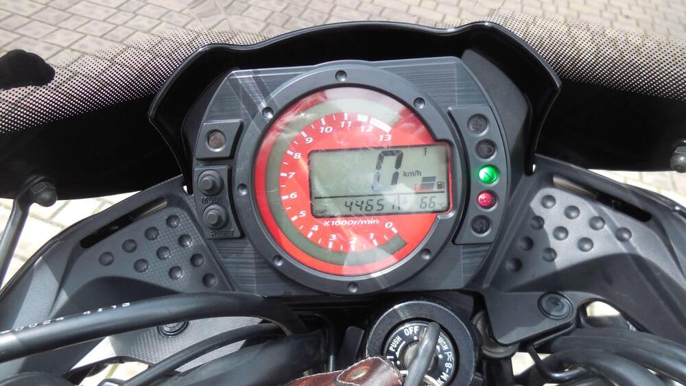 Kawasaki Z 750 (2003 - 06) (4)