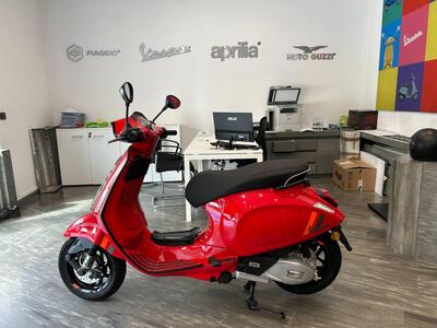 Vespa Sprint 125 S (2023 - 25) nuova