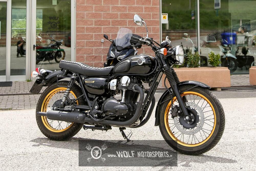 Kawasaki W 800 (2010 - 17) (2)