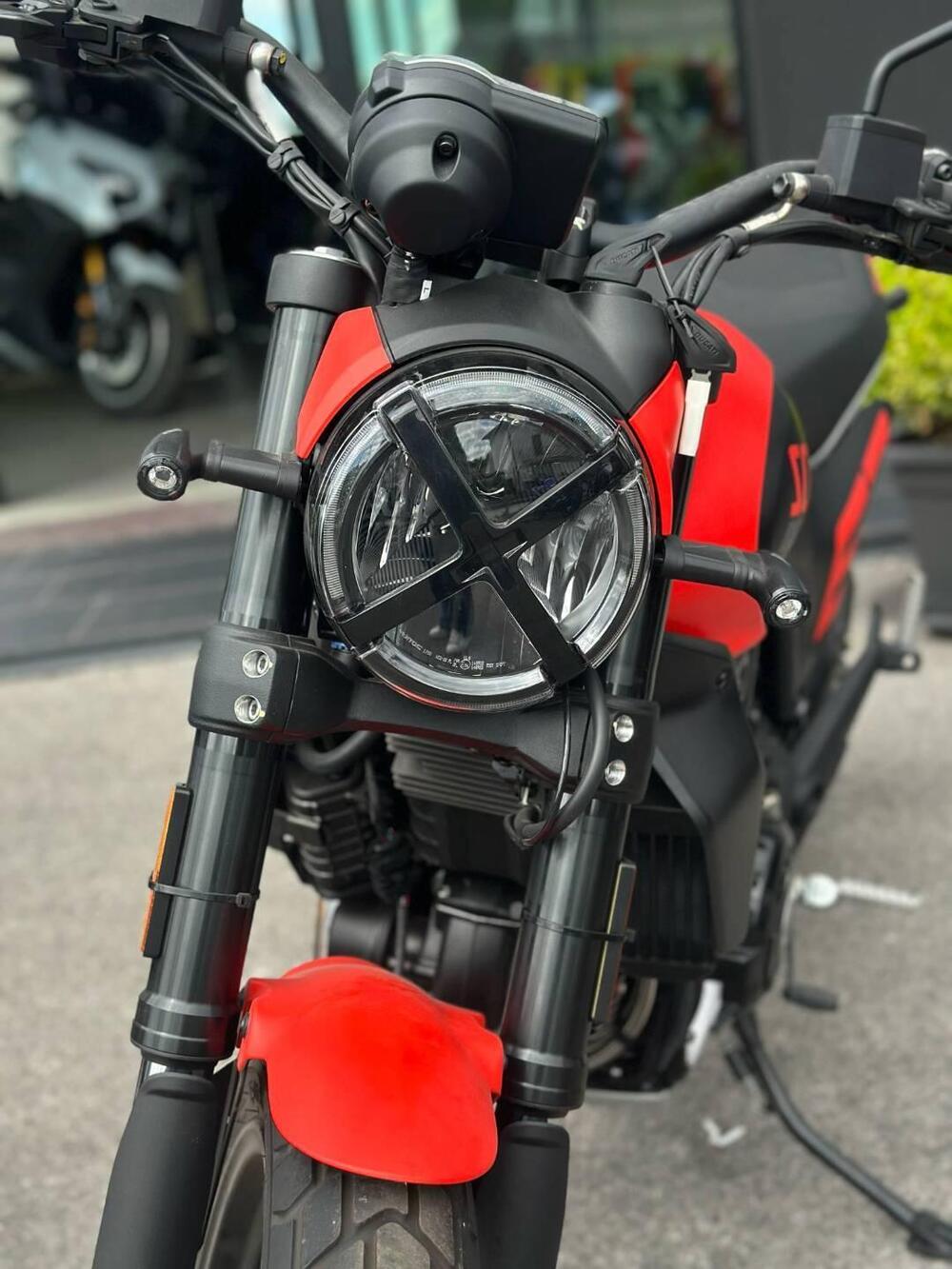 Ducati Scrambler 800 Full Throttle (2023 - 24) (2)