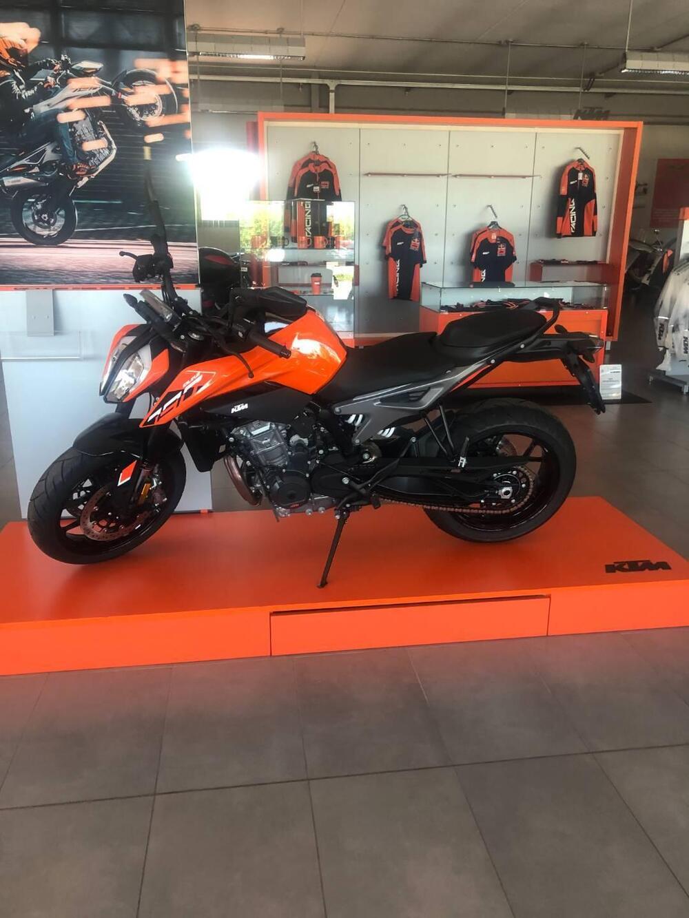 KTM 790 Duke L (2023 - 24)