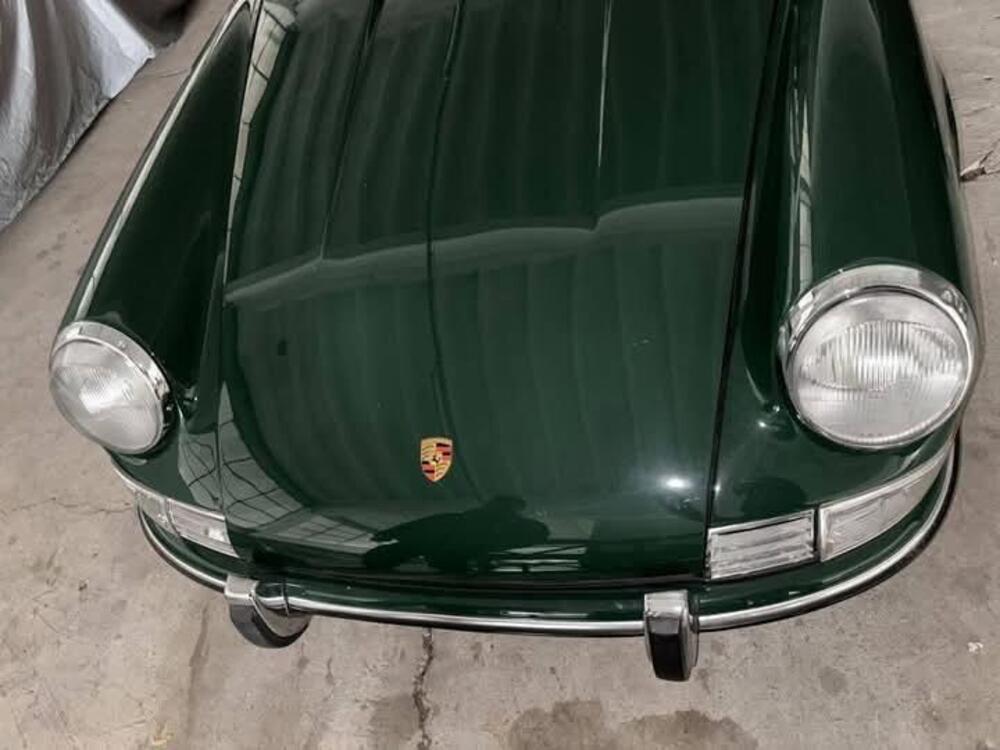Porsche 911 T 2.2 TARGA  d'epoca a Cremona (12)