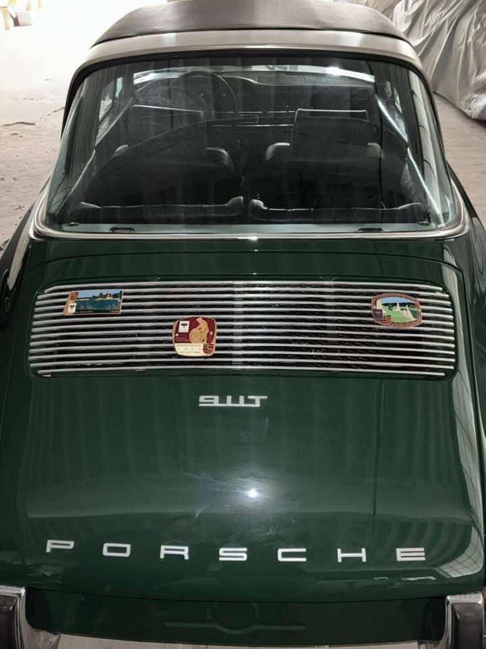 Porsche 911 T 2.2 TARGA  d'epoca a Cremona (17)